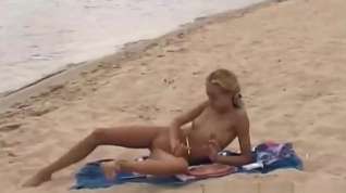 Online film Two Hot Ladies Playing Nude on Beach
