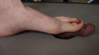 Online film Footjob, my girl use her foot to make me cum