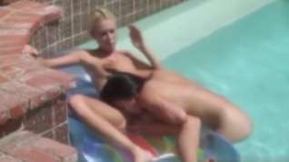Online film Asian amateur Lieng Lu plowed after lesbian session in pool