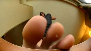 Online film sexy giantess stomping