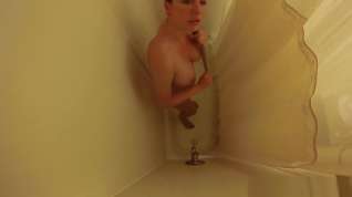 Online film Sexy blonde Brett Rossi takes a nice shower