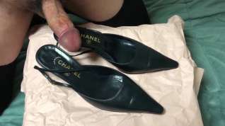 Online film Cum in her shoes ! (Chanel black slingback heels)