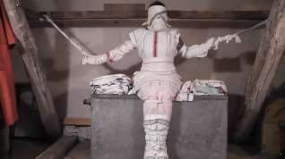Online film Chair mummified2
