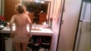 Online film My naked sister caught on hidden camera