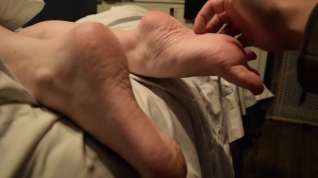 Online film Tickling her feet