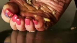 Online film FGK Pink Toenails