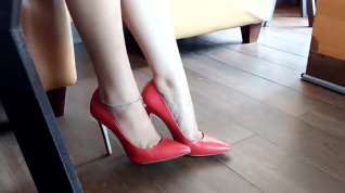 Online film Shoeplay Dangling High Heels Stilettos