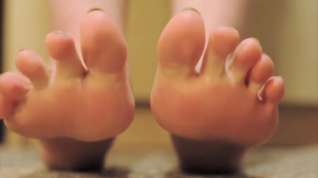 Online film Asian girl's silver toes spread pt2