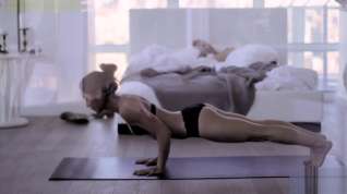 Online film Morning Yoga Fitness