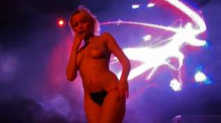Online film Erotic Festival - Live Sex - Cavaillon 2009 - Krystal Wallas