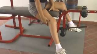 Online film paraplegic in the gym