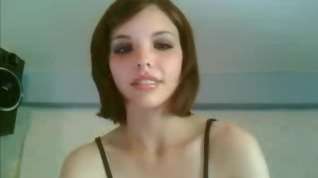 Online film Young Stickam Girl Rubs One Off