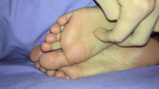 Online film sleeping pakistani girl big feet tickled