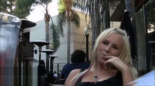 Online film Sexy blonde out in public showing off her pussy with people all around