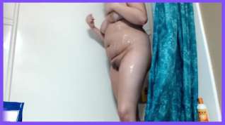 Online film Chubby FTM big boy showers on camera