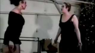 Online film Retro Chubby Mom Catfight - She Is From