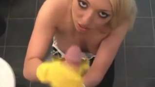 Online film Bathroom cleaning turns into cumshot with rubber gloves