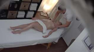 Online film Hidden Cam in Real Massage Salon