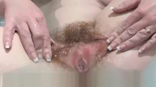 Online film Andrea Foster is hairy and in the tub for a scrub