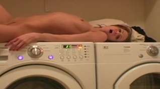 Online film Young Diana Teasing Herself On New Washing Machine