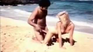 Online film Ginger Lynn beach fucked