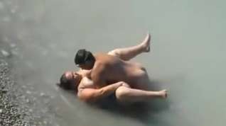 Online film Chubby Girl Fucked In The Sea by A local Guy On Her Vacation
