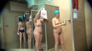 Online film Many Pussies Spied In A Public Shower