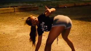 Online film Gostosas Dancando De Shortinho : Hot and Sexy Girls Twerking