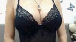 Online film Girl plya in a bra