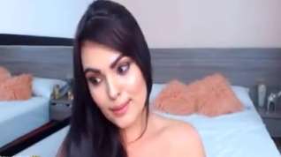 Online film Gorgeous Babe with Big Tits Masturbates on Cam