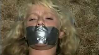 Online film Cute Blonde Slave Duct Taped Classic