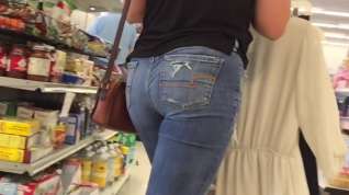 Online film PAWG Nice Ass in Jeans is Thrifty