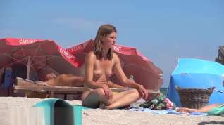 Online film Spying on Hot Naked Girls at the Beach