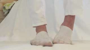 Online film Dirty white ankle socks