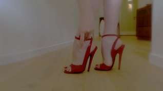 Online film Red High heels stiletto sandals and foot fetish