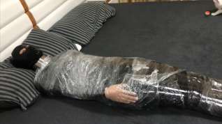 Online film Mummified and Vibed In Latex Suit -- Trailer