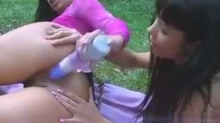 Online film Horny Lesbians And A Dildo In The Park