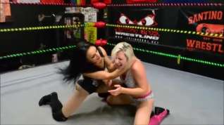 Online film Thunder Rosa and Heather Monroe fuck