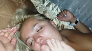 Online film Putting my soles, toes, heels into drunk girl's mouth