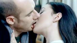 Online film Celebrity Monica Bellucci Sex Scenes in How Much Do you Love Me (2005)