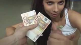 Online film Weird Face Girl Naked For Cash Money