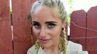 Online film Hot Blonde Bangs Stranger In Abandoned House