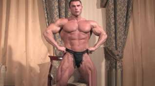Online film Muscle bodybuilder rimjob and cumshot