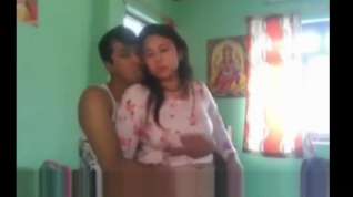 Online film Nepali couple in hotel