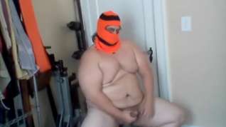 Online film Muscular Chub in Ski Gear Strips and Jacks