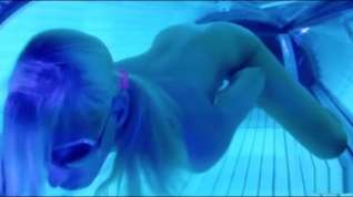 Online film Jamie French Classics - Tanning Bed