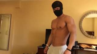 Online film Alpha flexes and tease straight guy