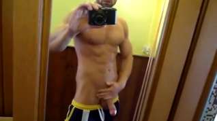 Online film Icemen Hot muscled hunk with uncut foreskin