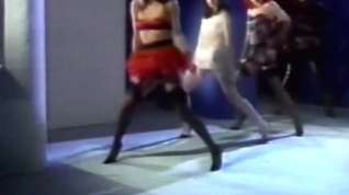 Online film LIVING IN THE EIGHTIES - vintage 80's stockings dancers