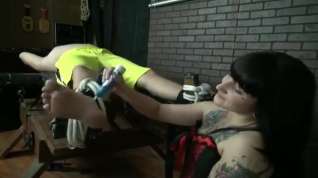 Online film Tickling And Handjob - Tattooed Mistress